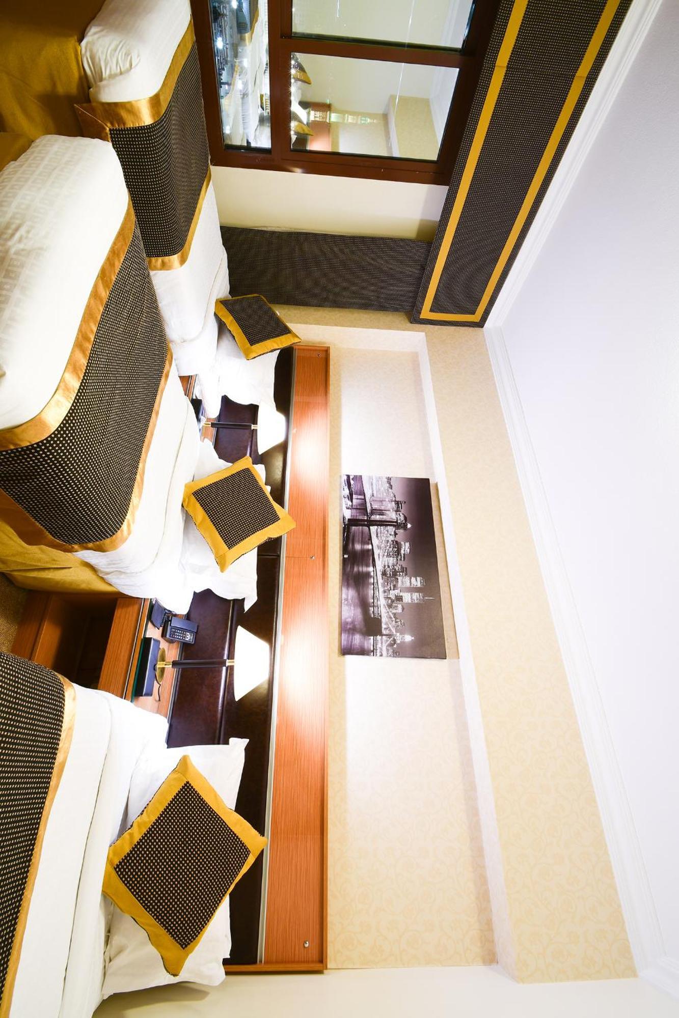 Golden Tulip Al Shakreen Medina Exterior photo